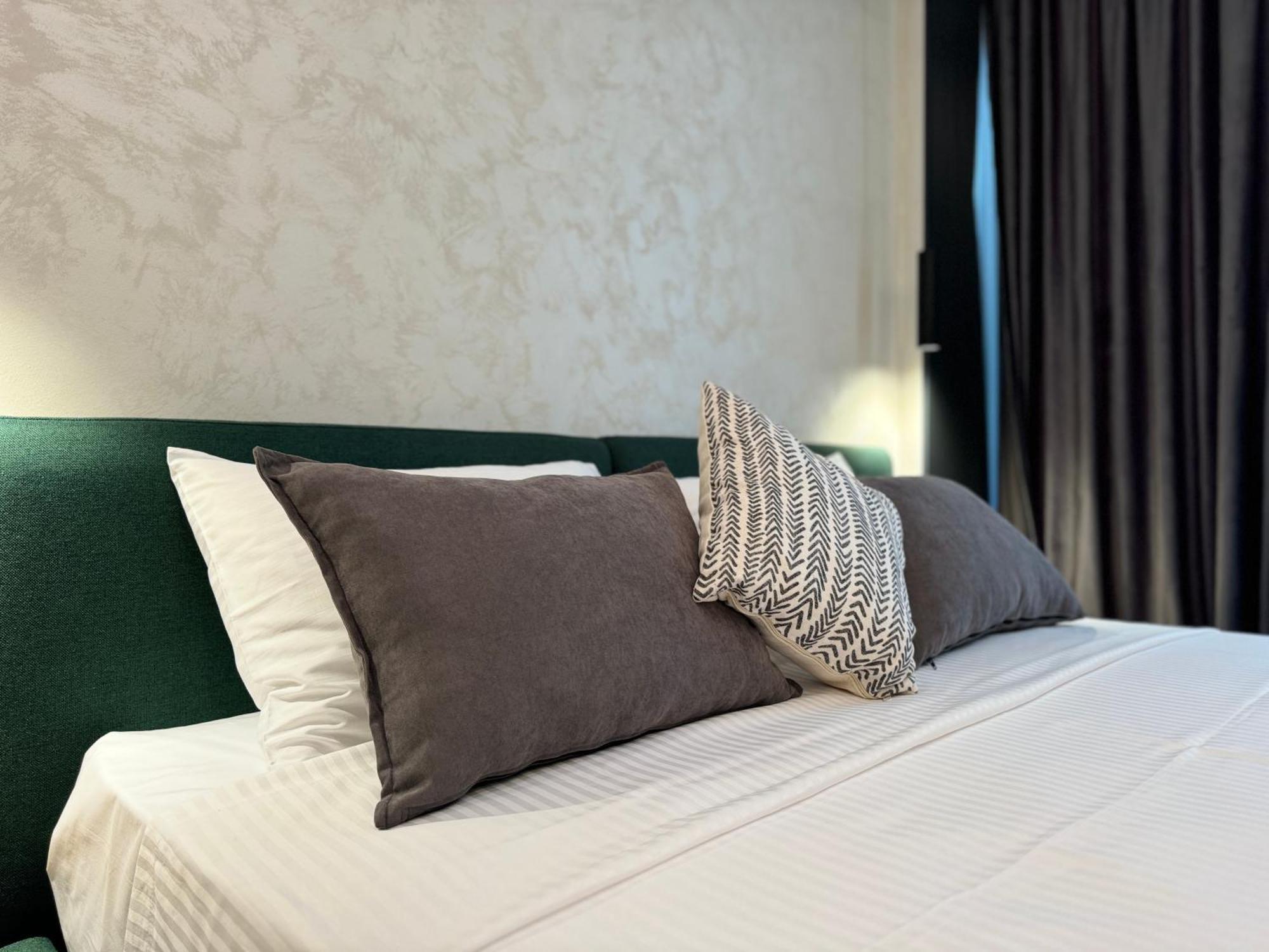 Twins Hotel Vlorë Εξωτερικό φωτογραφία